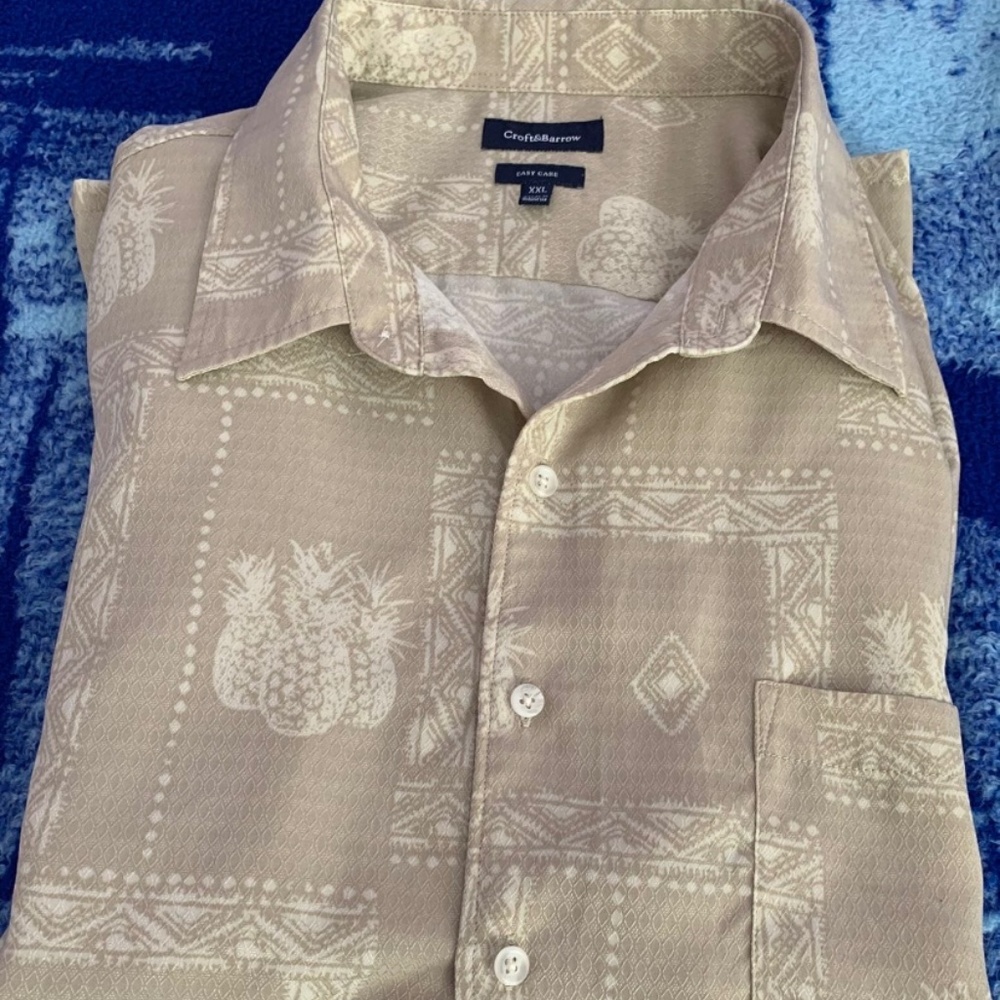 Croft & Barrow Men’s Pineapple Shirt size XXL